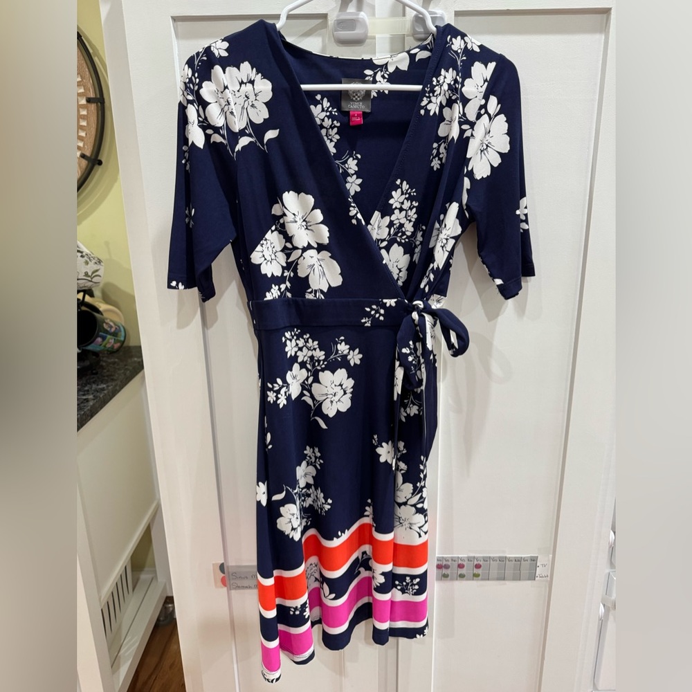 Vince Camuto Navy Floral Wrap Midi Dress with White Blooms and Colorblock Hem